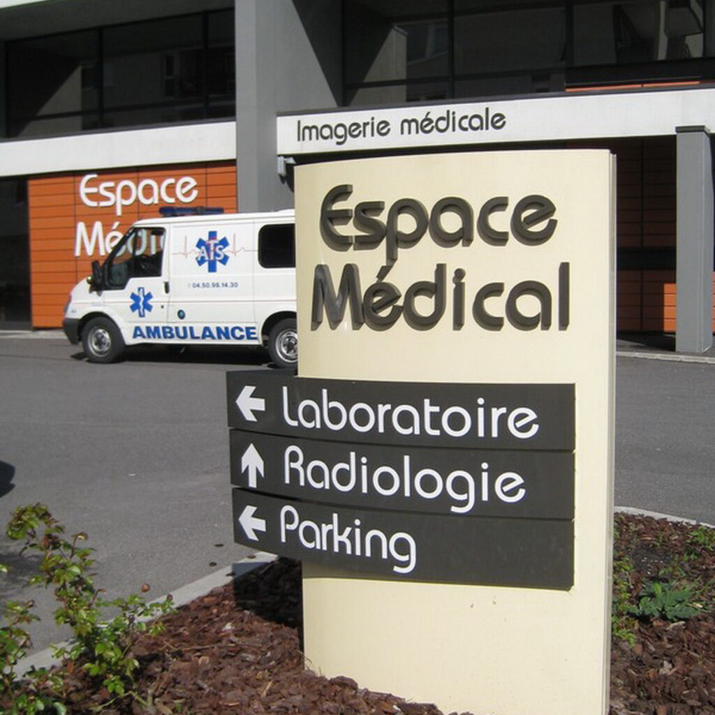 Espace-medical-signaletique