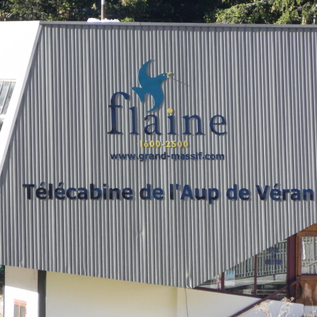 Enseigne Télécabine de l'Aup de Véran Flaine