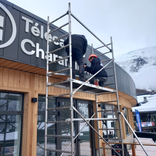 Télécabine Charamillon enseigne