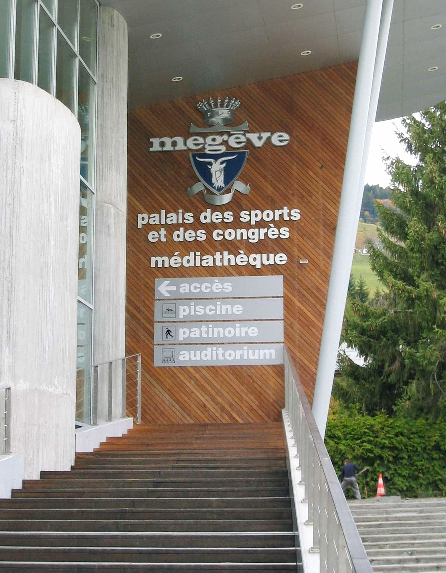 Palais des sports de Megève enseigne