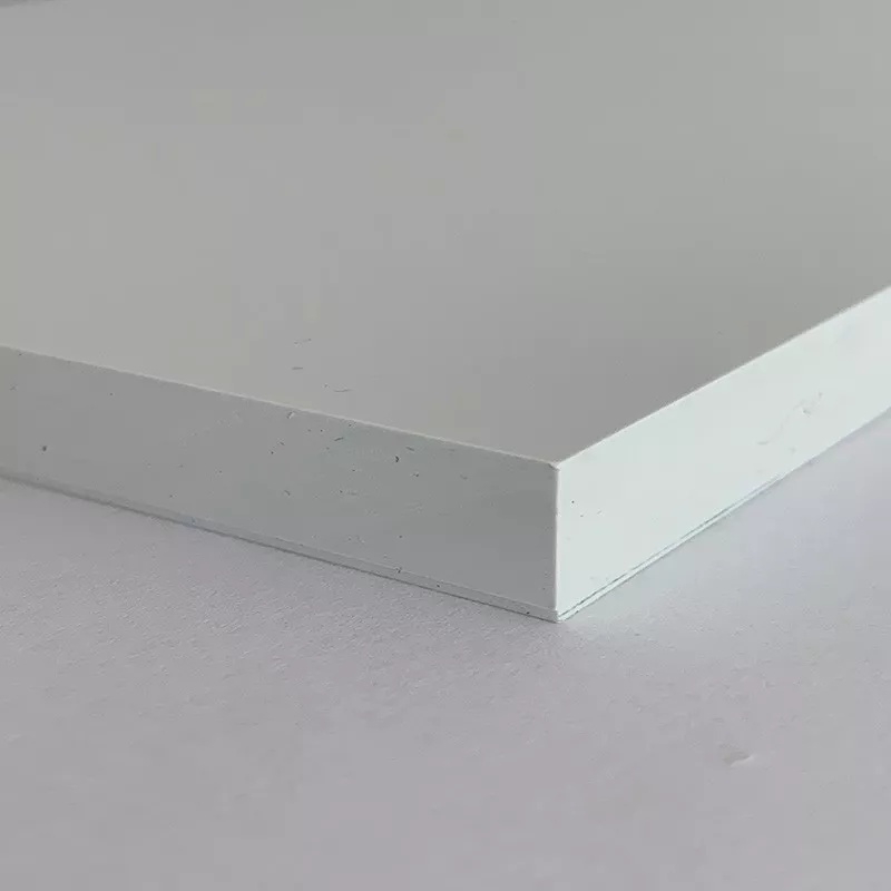 Plaque PVC expansé type Komacel®