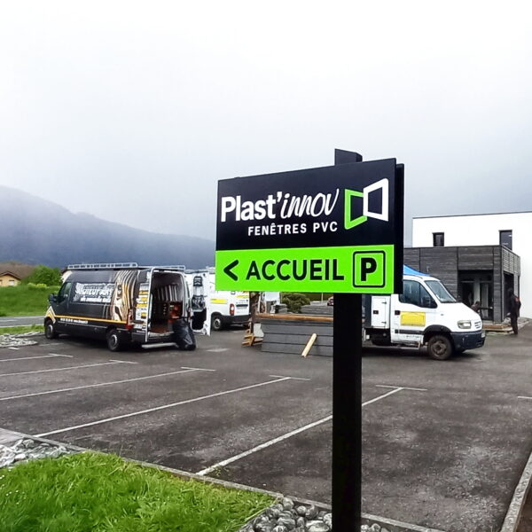 Plast'innov signalétique directionnelle