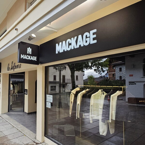 Découvrez l’enseigne lumineuse de Mackage
