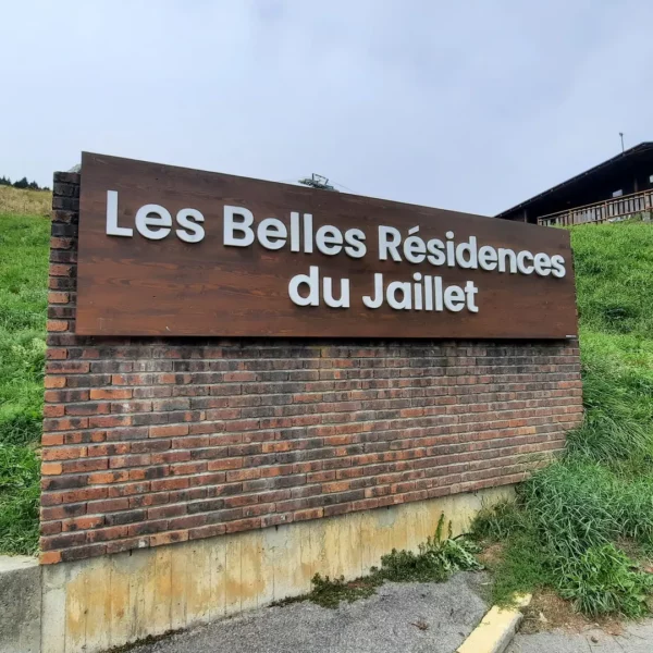 Enseigne d'accueil pour Les Belles Résidences du Jaillet