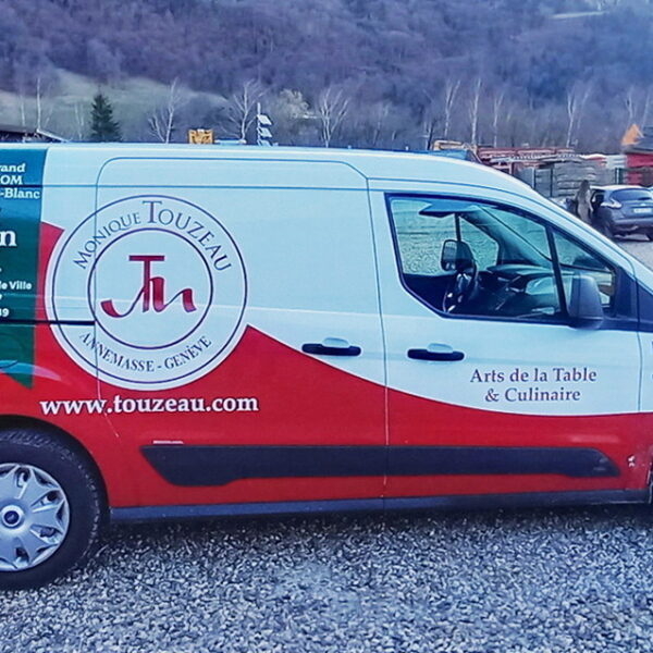 Covering Complet pour le véhicule de Monique Touzeau