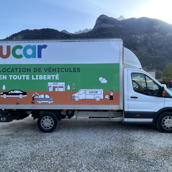 Covering complet sur camion pour UCAR