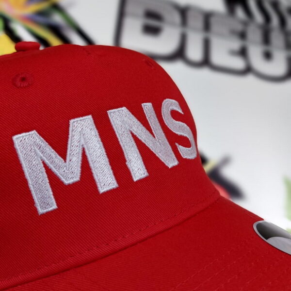 Une casquette brodée pour les Maîtres Nageurs Sauveteurs