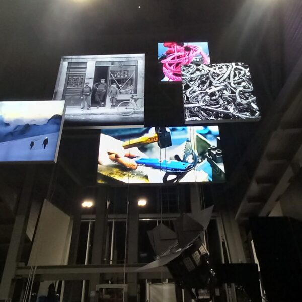 Toiles tendues pour Simond à Chamonix