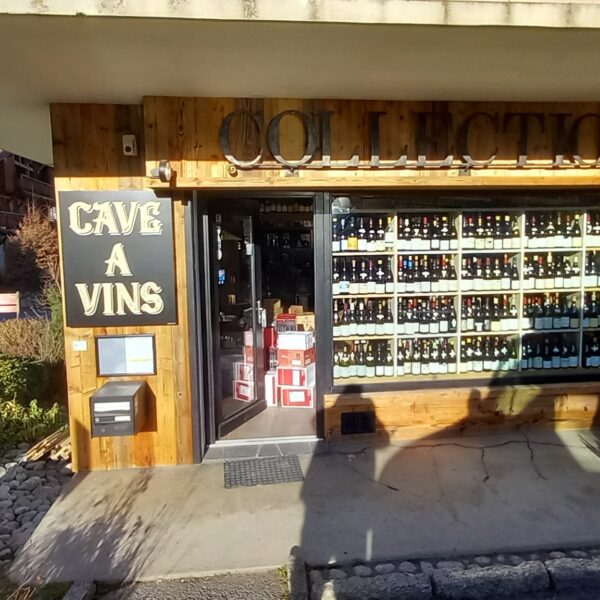 Enseigne pour la Cave à Vins de Combloux