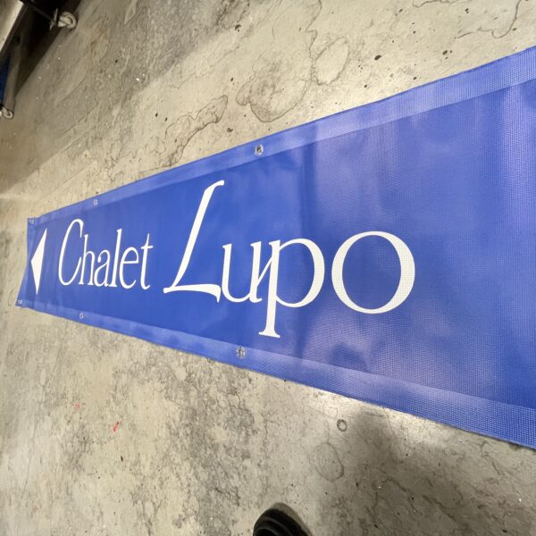 Banderoles anti-vent pour le Chalet Lupo