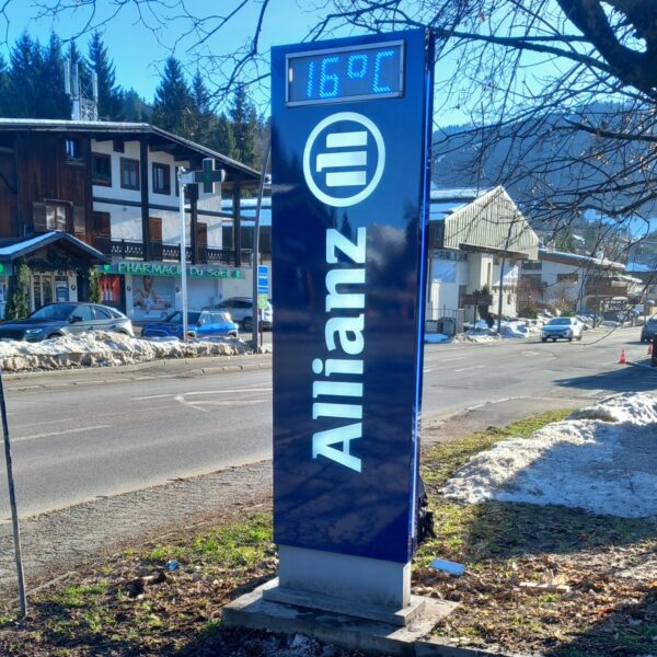 Totem lumineux - Allianz